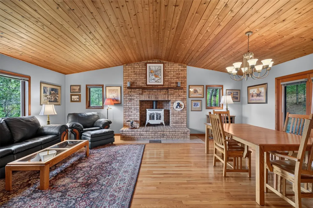 46 Bootlegger Trail Clancy MT 59634