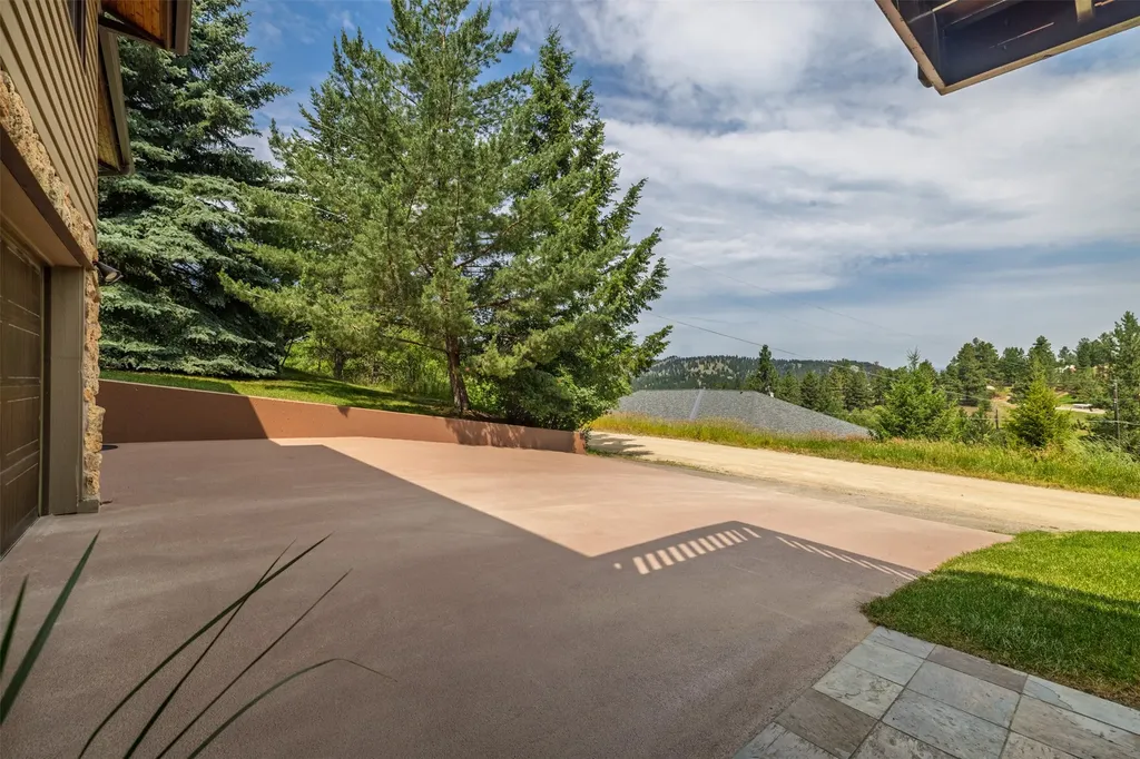 46 Bootlegger Trail Clancy MT 59634
