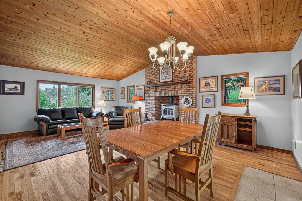 46 Bootlegger Trail Clancy MT 59634