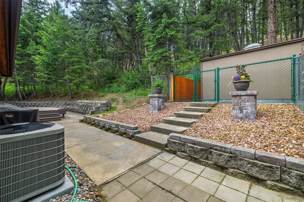 46 Bootlegger Trail Clancy MT 59634