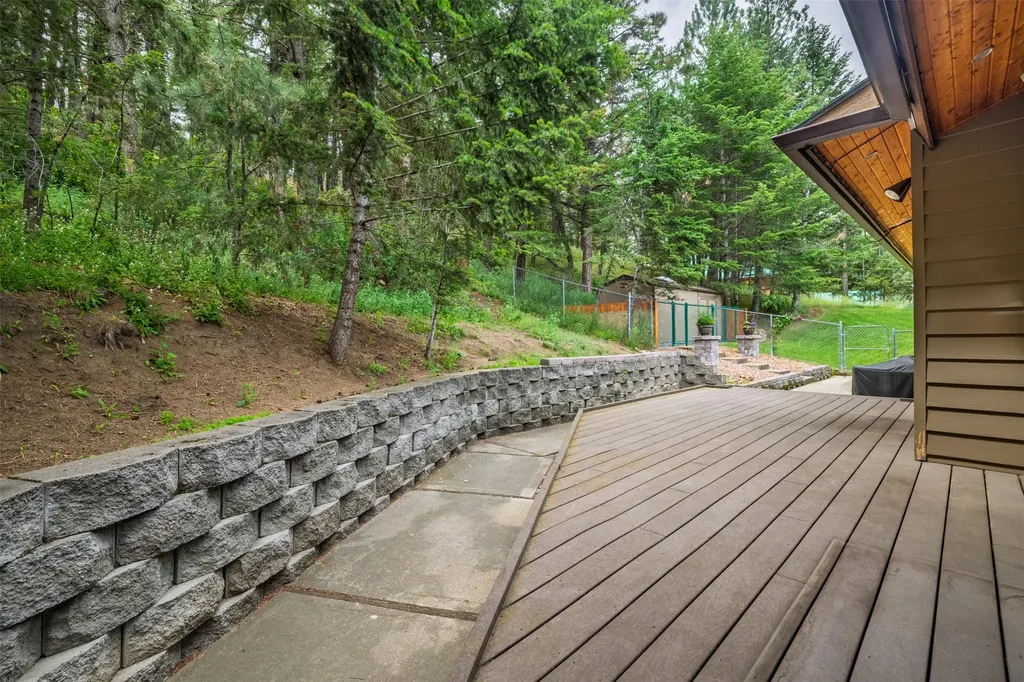 46 Bootlegger Trail Clancy MT 59634