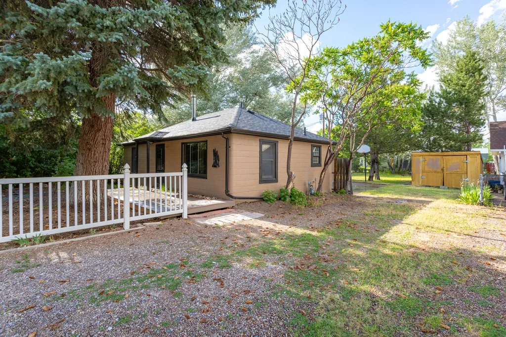 1217 10th Avenue SW Great Falls MT 59404
