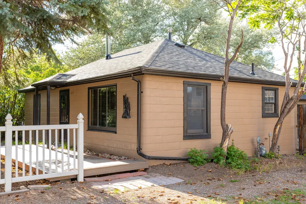 1217 10th Avenue SW Great Falls MT 59404