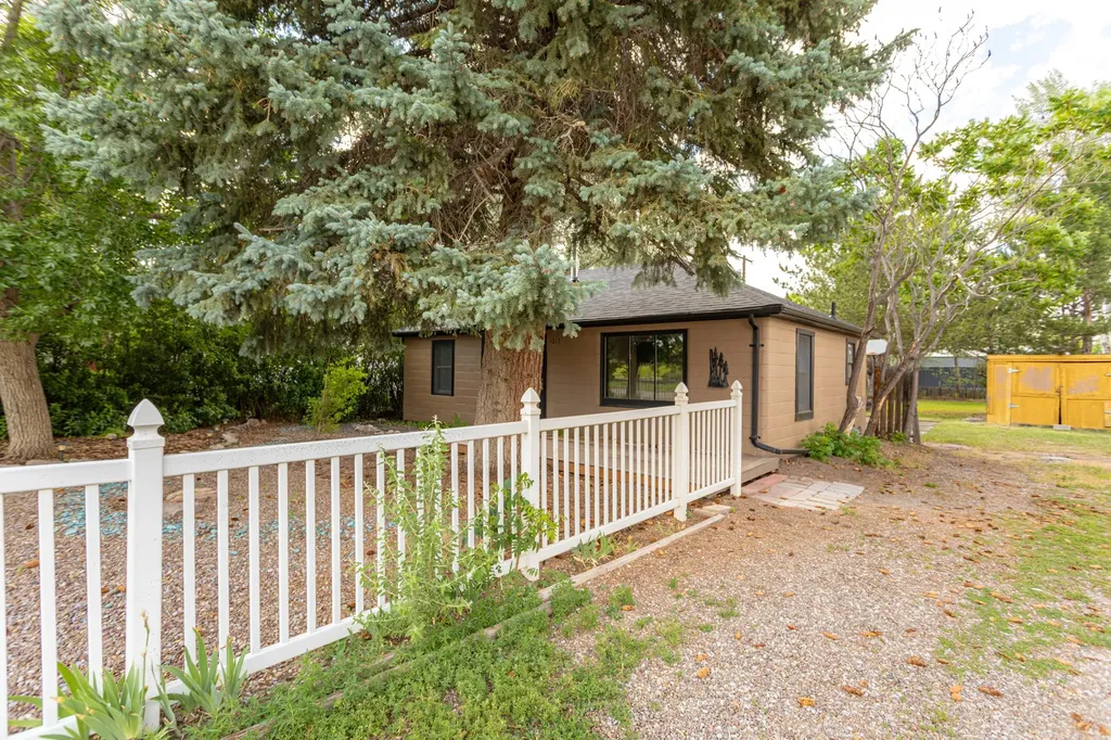 1217 10th Avenue SW Great Falls MT 59404