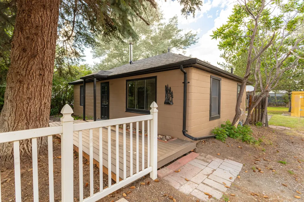 1217 10th Avenue SW Great Falls MT 59404