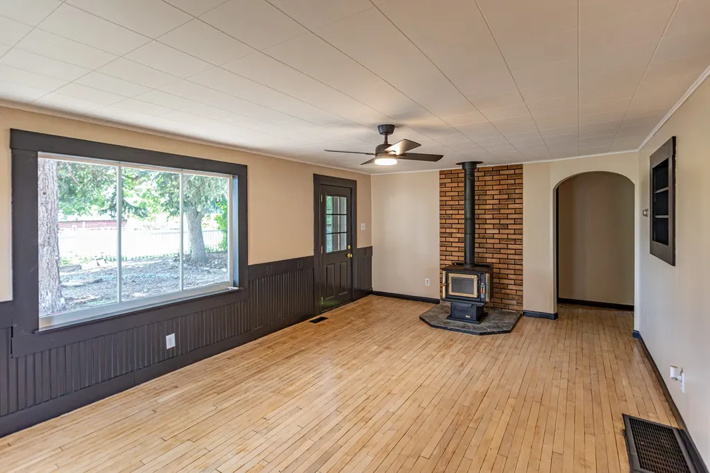 1217 10th Avenue SW Great Falls MT 59404