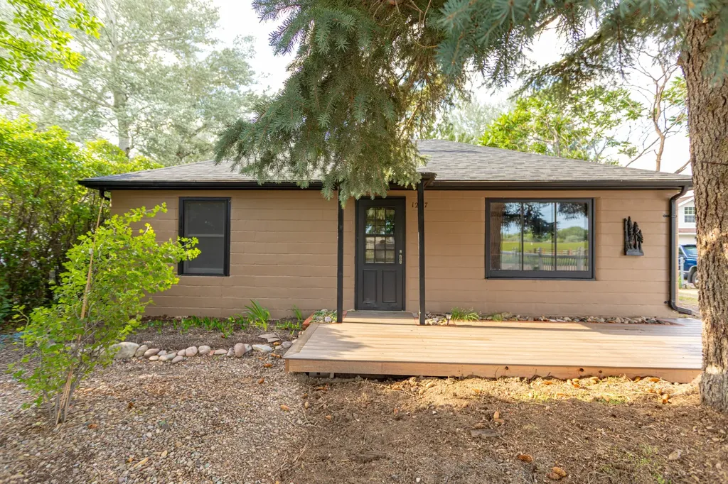 1217 10th Avenue SW Great Falls MT 59404