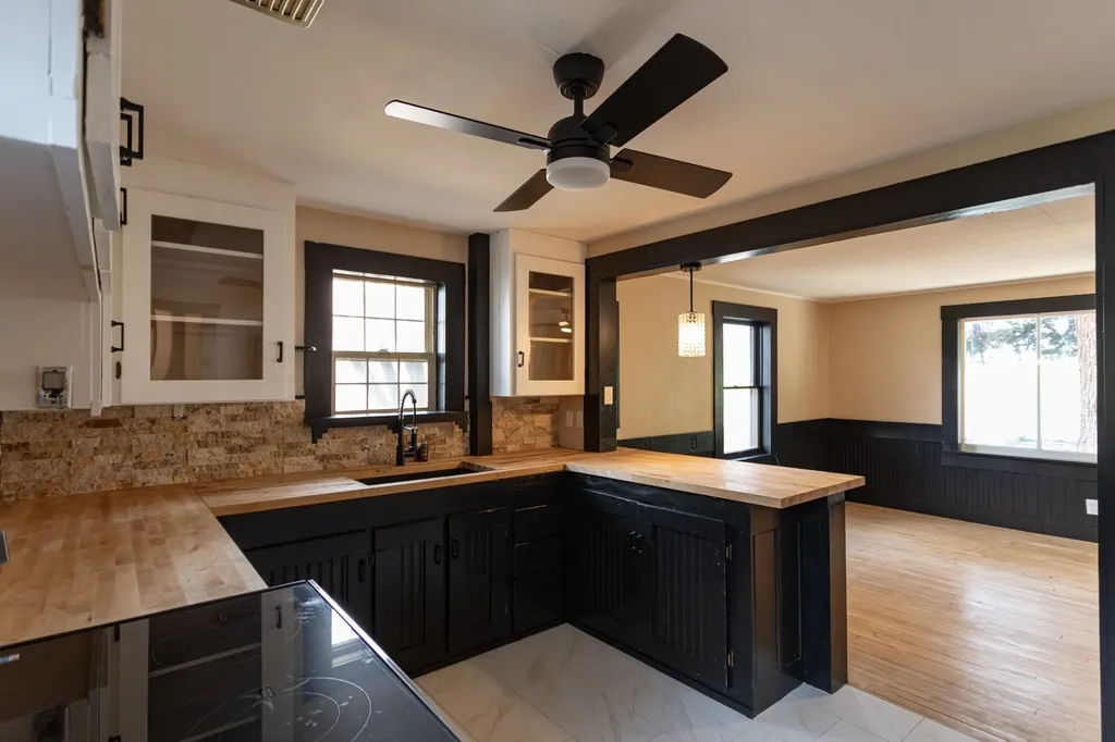 1217 10th Avenue SW Great Falls MT 59404