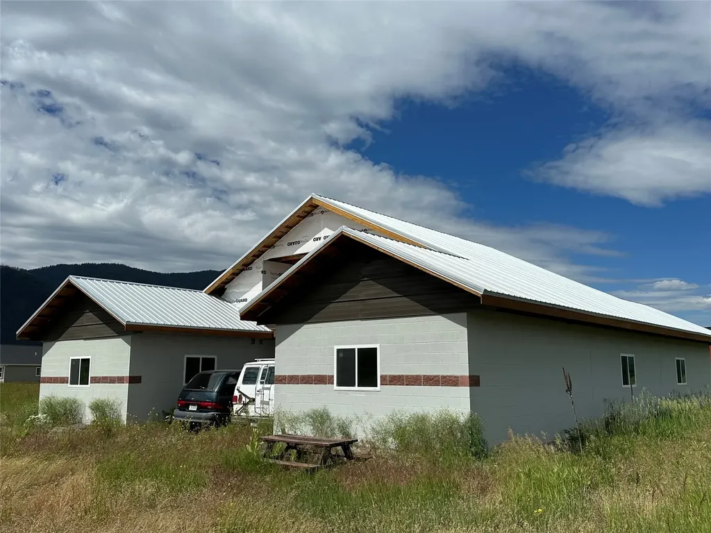 40 Lariat Loop Thompson Falls MT 59873