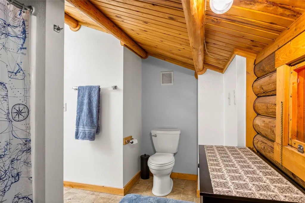 136 Brown Bear Lane De Borgia MT 59830
