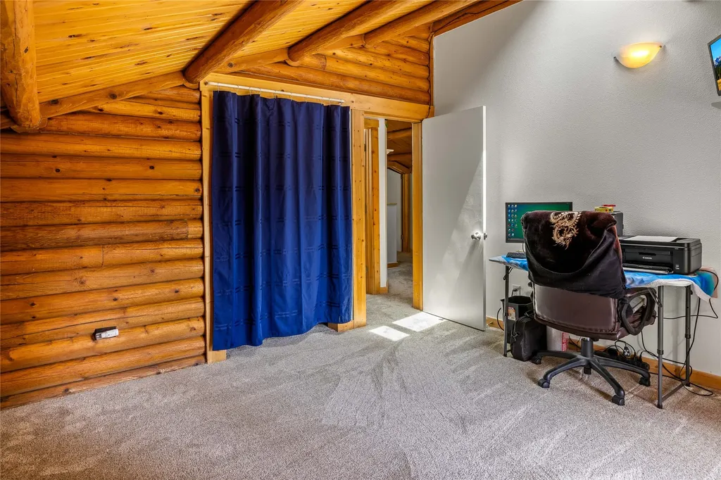 136 Brown Bear Lane De Borgia MT 59830