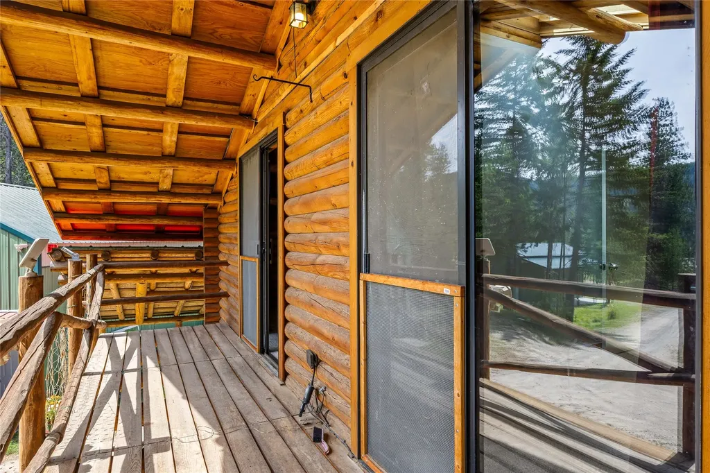 136 Brown Bear Lane De Borgia MT 59830