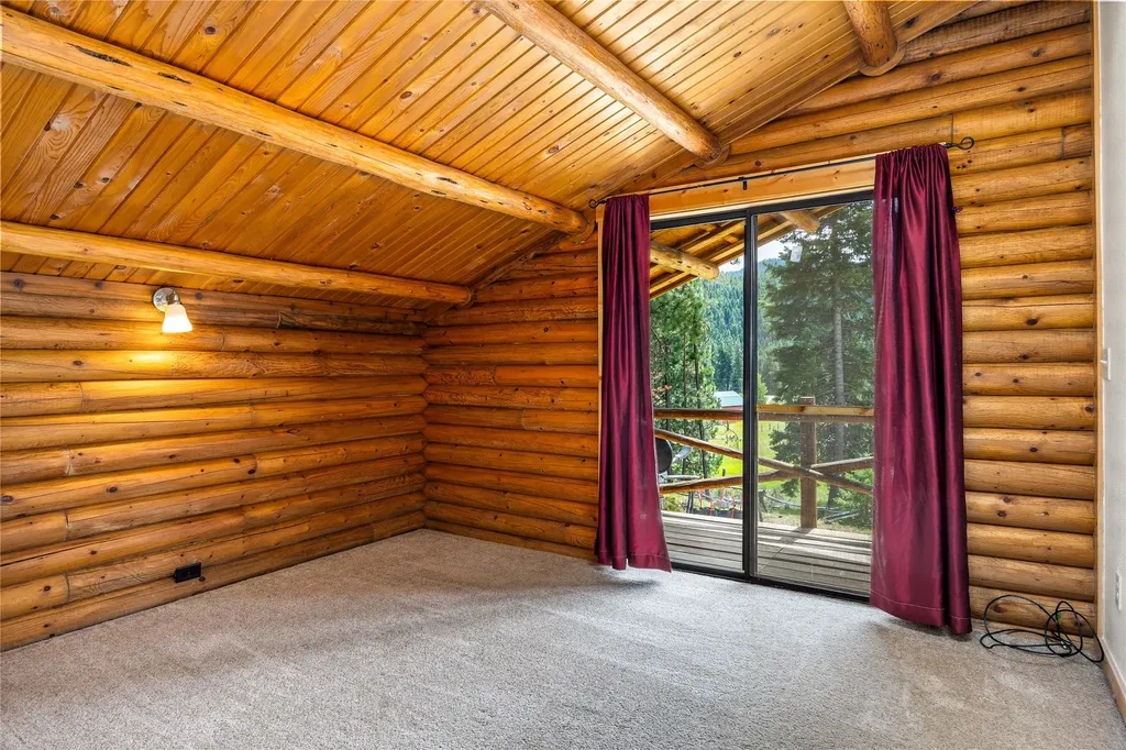 136 Brown Bear Lane De Borgia MT 59830