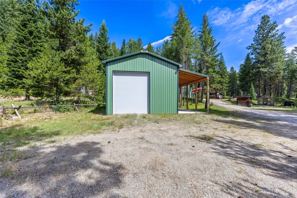 136 Brown Bear Lane De Borgia MT 59830