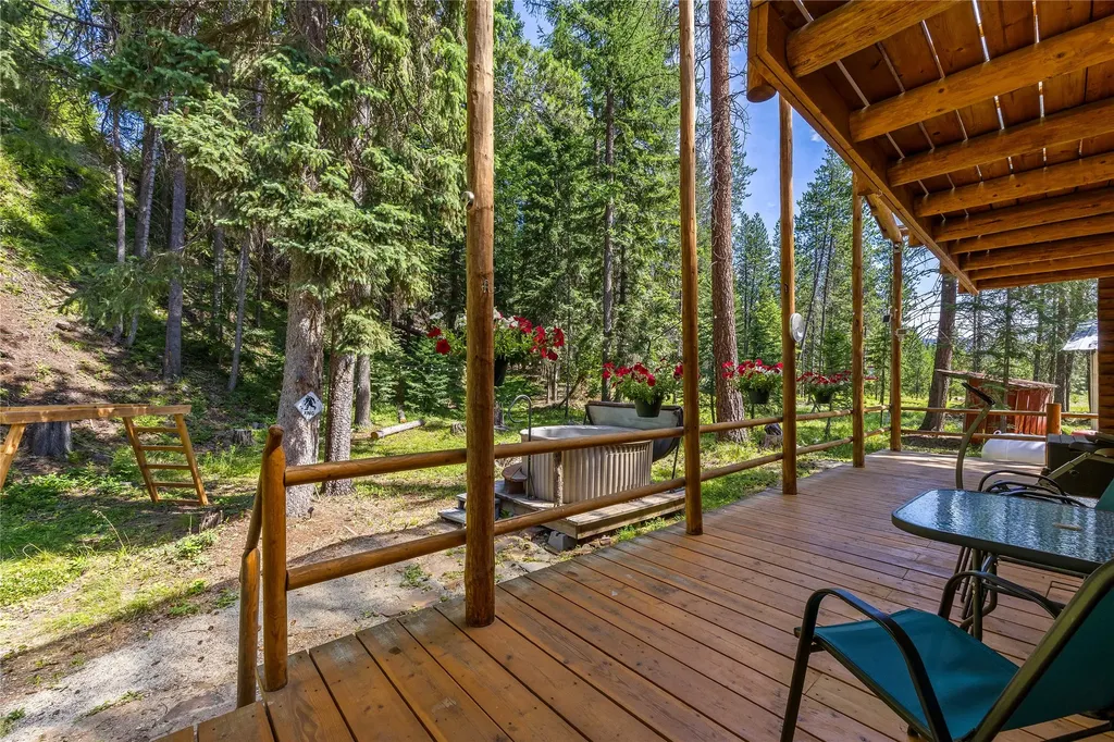 136 Brown Bear Lane De Borgia MT 59830