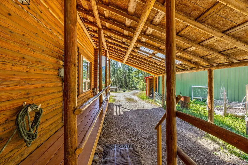 136 Brown Bear Lane De Borgia MT 59830