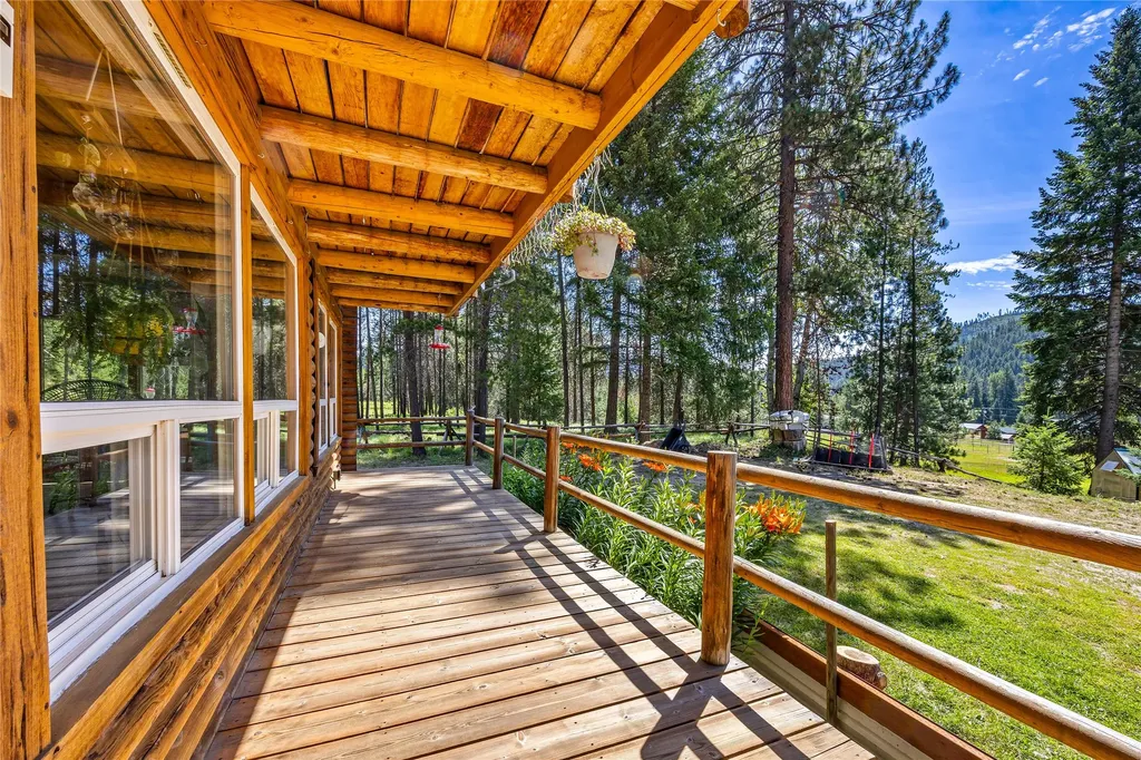 136 Brown Bear Lane De Borgia MT 59830