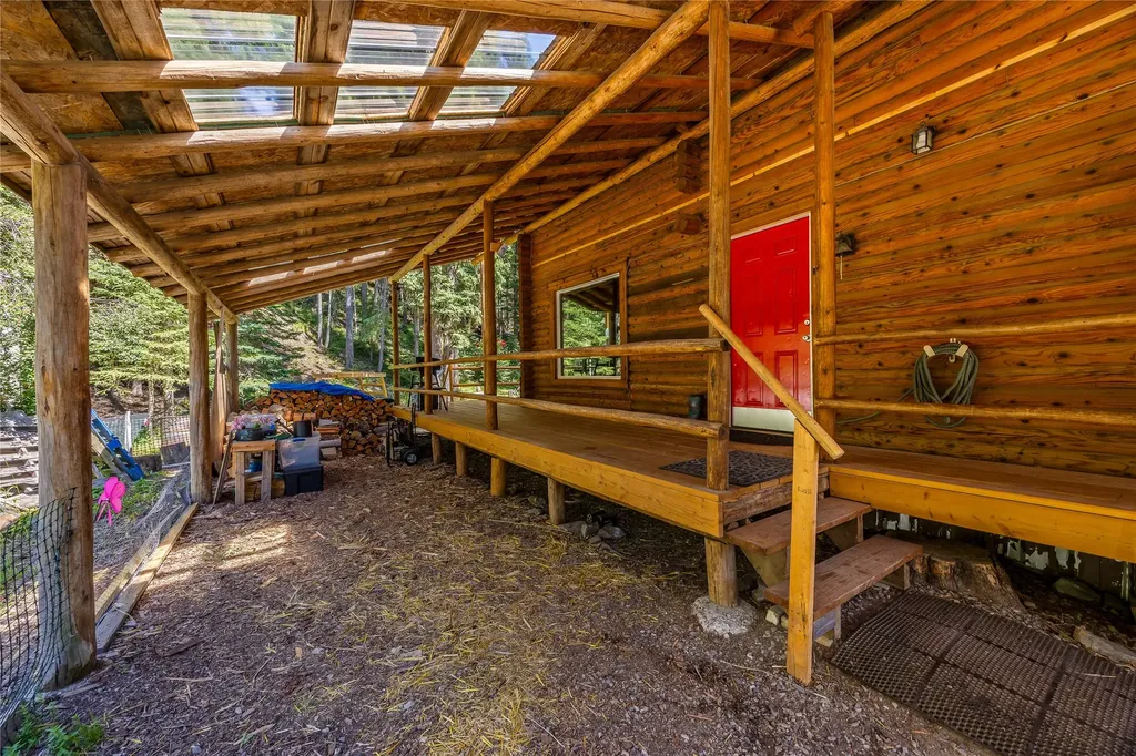 136 Brown Bear Lane De Borgia MT 59830