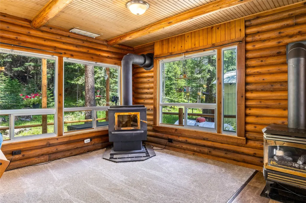 136 Brown Bear Lane De Borgia MT 59830