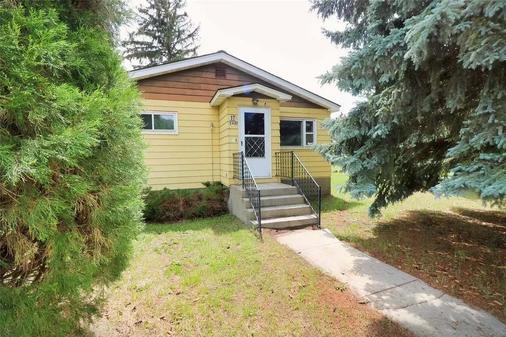 17 E Riggs Street East Helena MT 59635