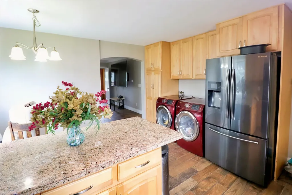 17 E Riggs Street East Helena MT 59635