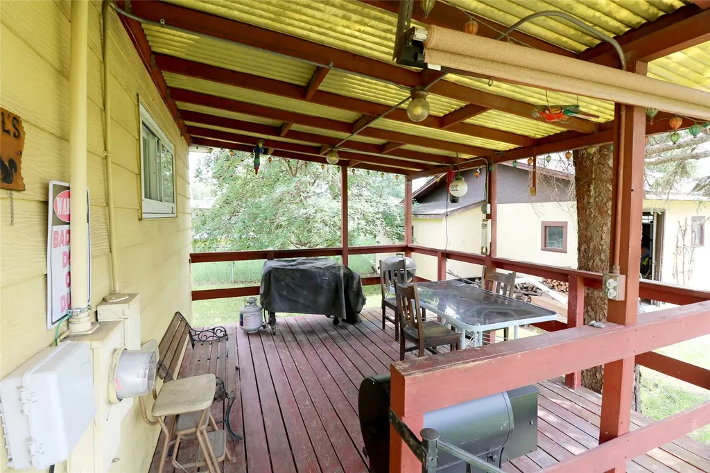 17 E Riggs Street East Helena MT 59635