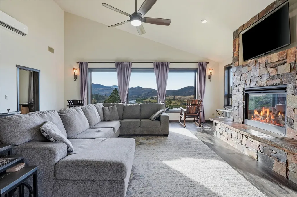9701 Mt Highway 200 Dixon MT 59831