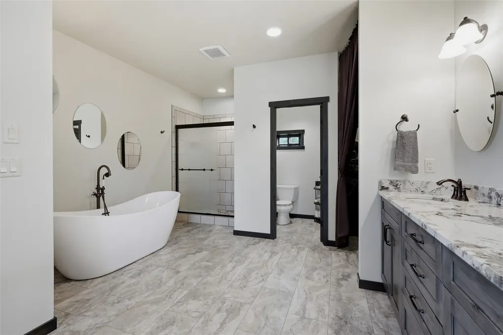 9701 Mt Highway 200 Dixon MT 59831