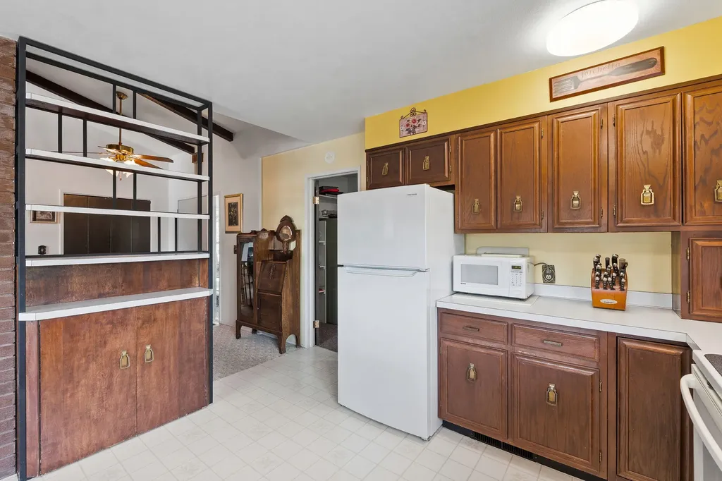 205 Lakeshore Drive Lakeside MT 59922
