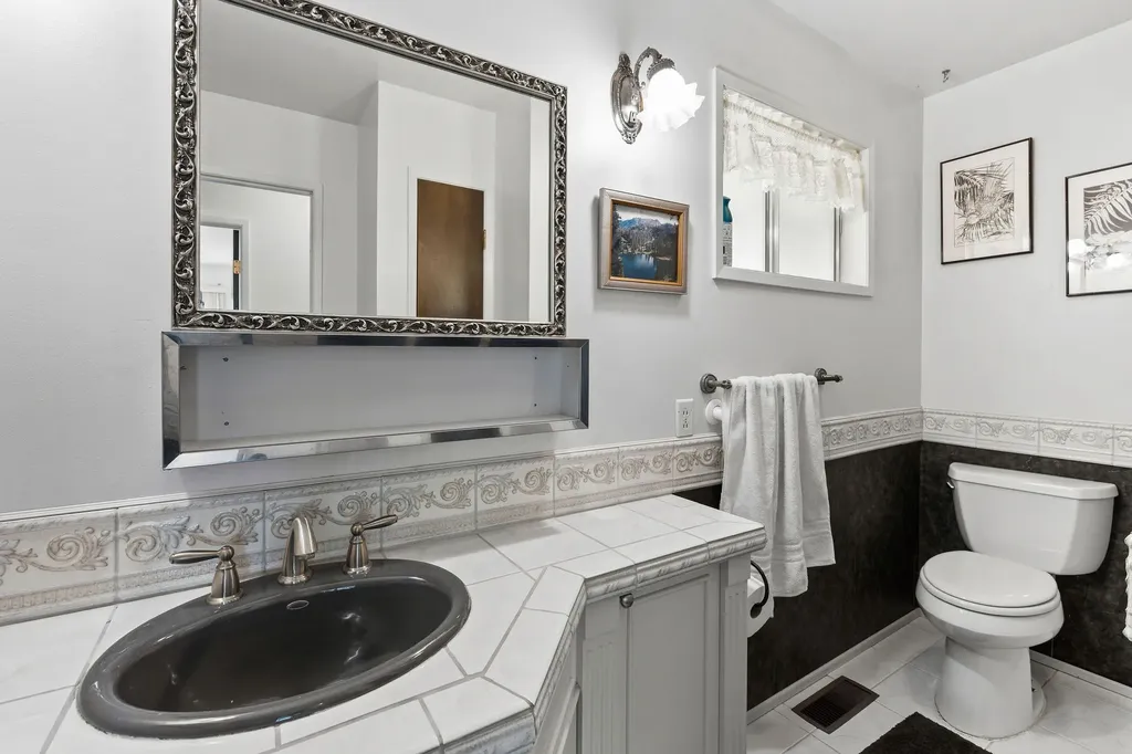 205 Lakeshore Drive Lakeside MT 59922