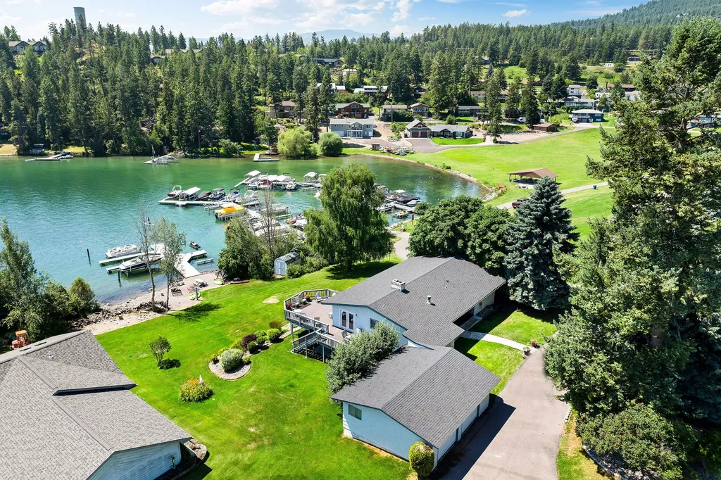 205 Lakeshore Drive Lakeside MT 59922