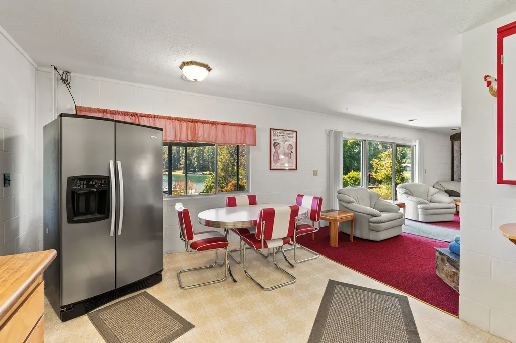 205 Lakeshore Drive Lakeside MT 59922