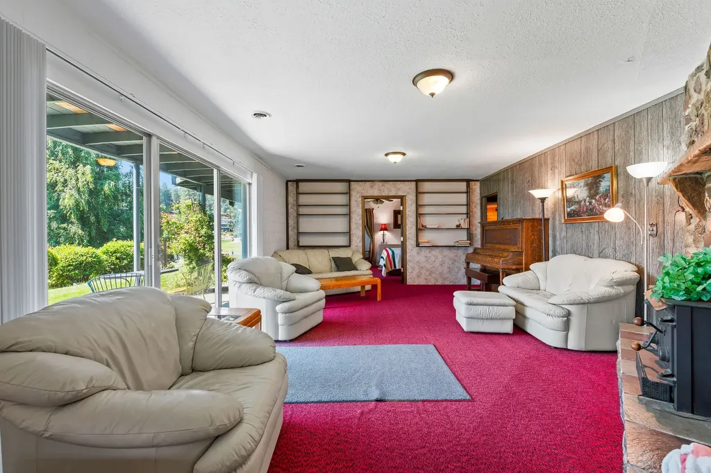 205 Lakeshore Drive Lakeside MT 59922
