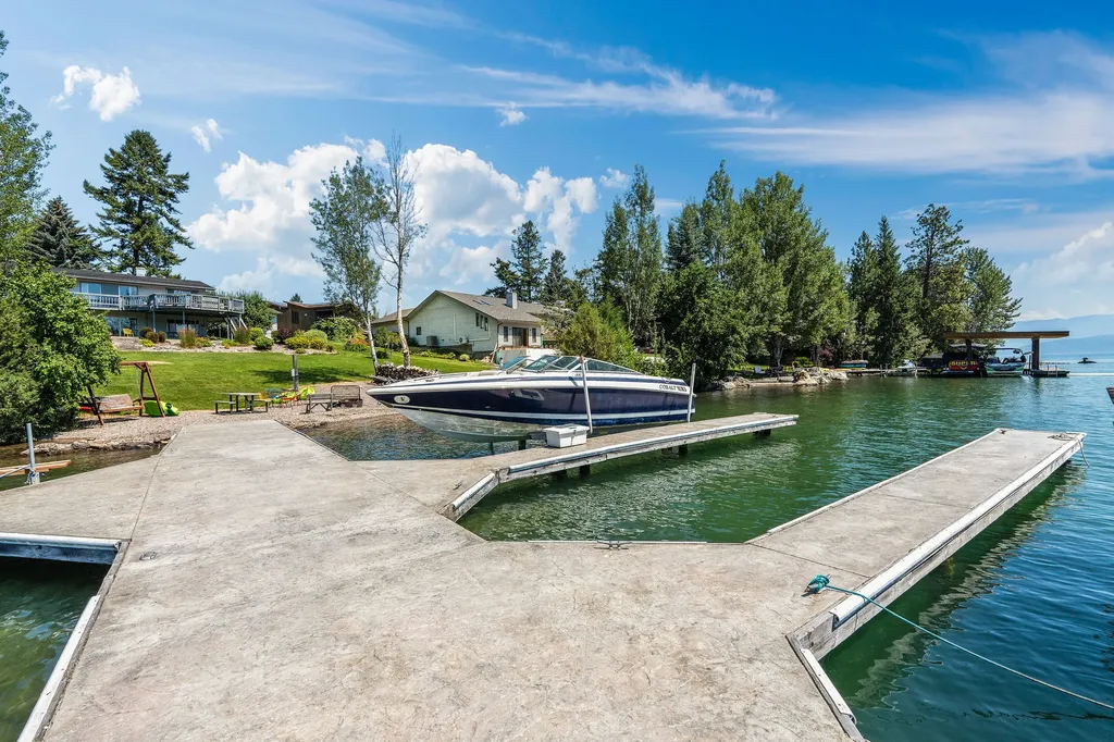 205 Lakeshore Drive Lakeside MT 59922