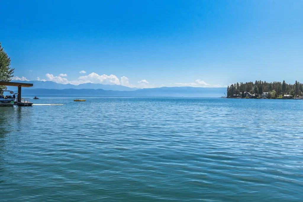 205 Lakeshore Drive Lakeside MT 59922