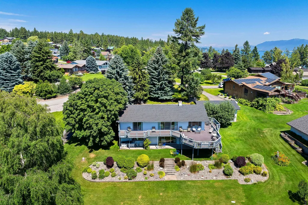 205 Lakeshore Drive Lakeside MT 59922