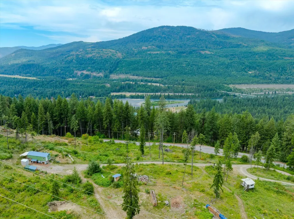1448 Kilbrennan Road Troy MT 59935