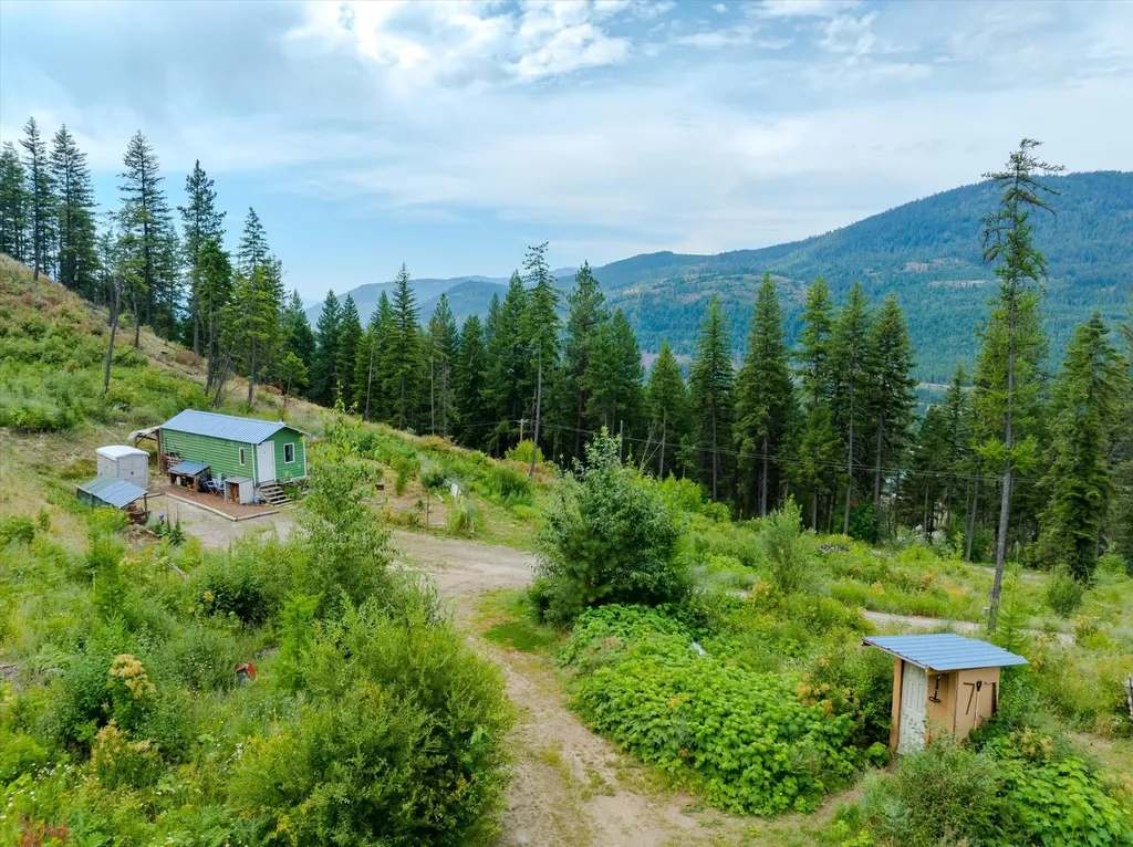 1448 Kilbrennan Road Troy MT 59935