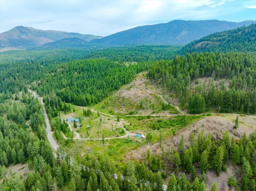 1448 Kilbrennan Road Troy MT 59935