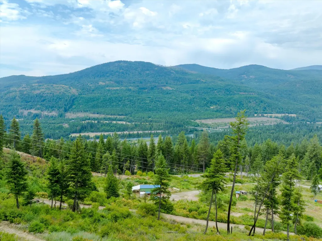 1448 Kilbrennan Road Troy MT 59935