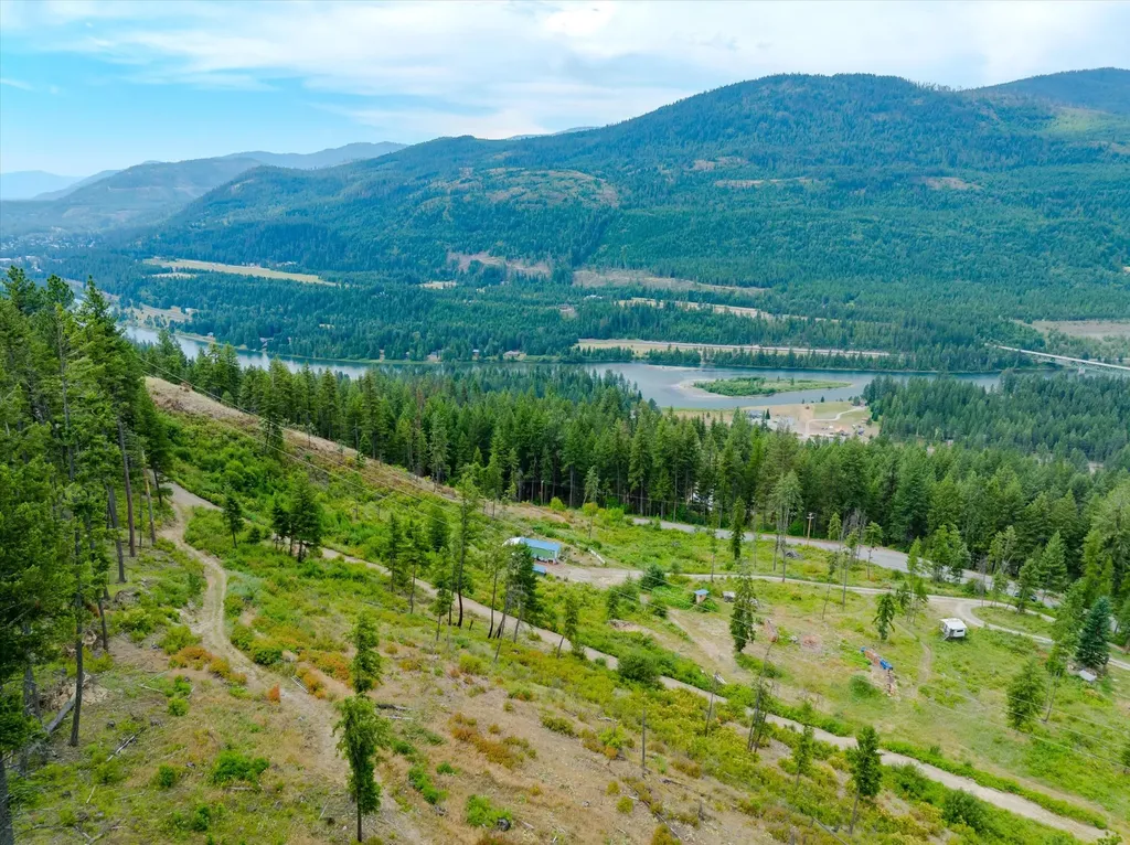1448 Kilbrennan Road Troy MT 59935