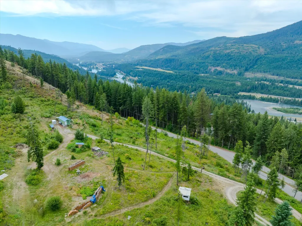 1448 Kilbrennan Road Troy MT 59935
