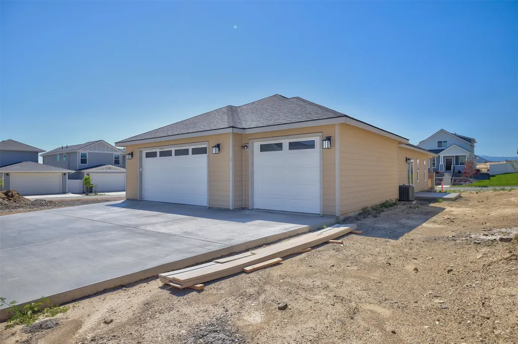 2932 Travis Avenue Helena MT 59601