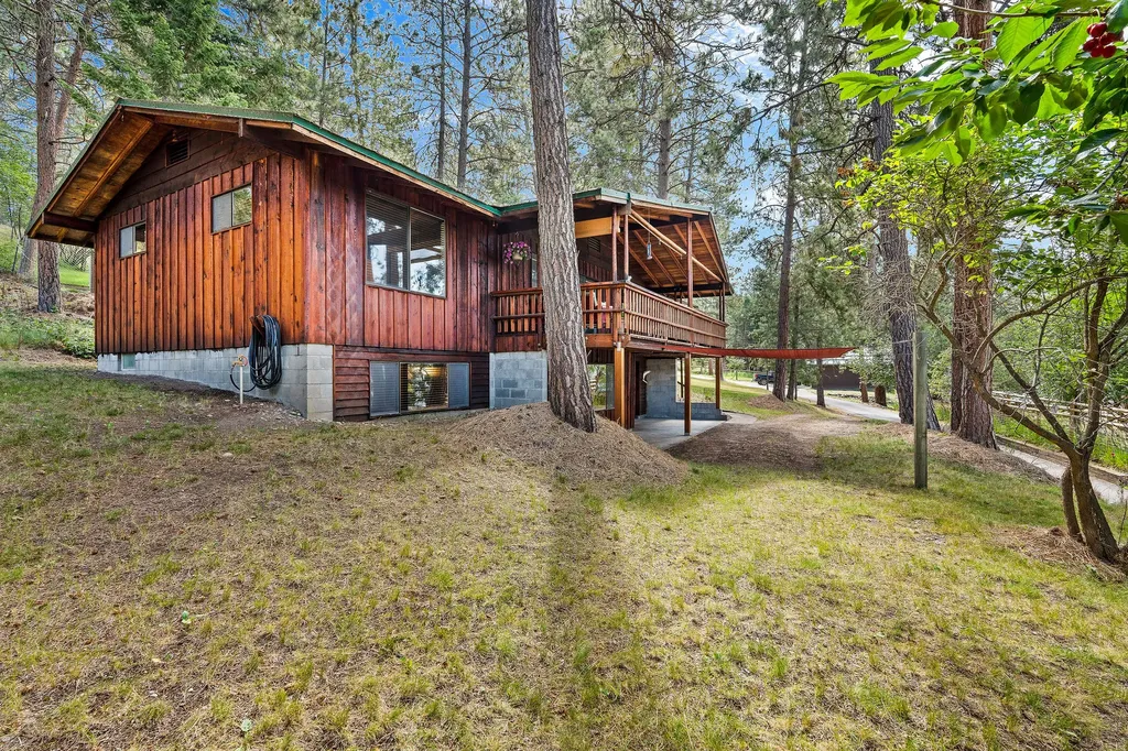 32498 Tarrs Lane Polson MT 59860
