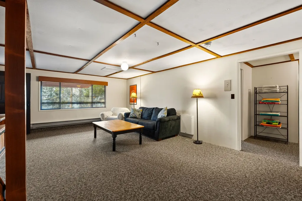 32498 Tarrs Lane Polson MT 59860