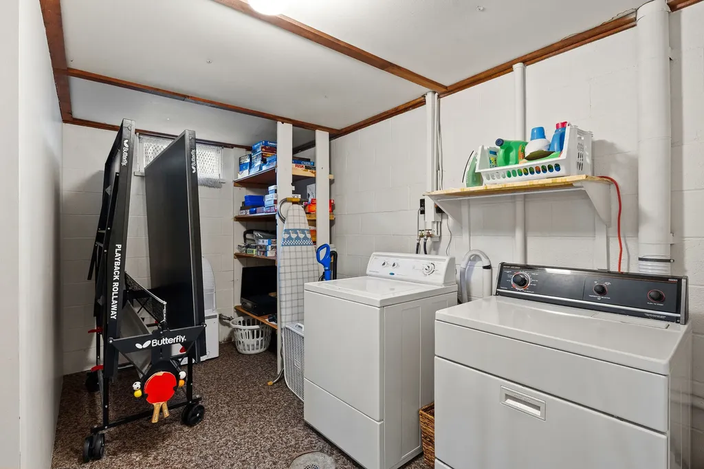 32498 Tarrs Lane Polson MT 59860