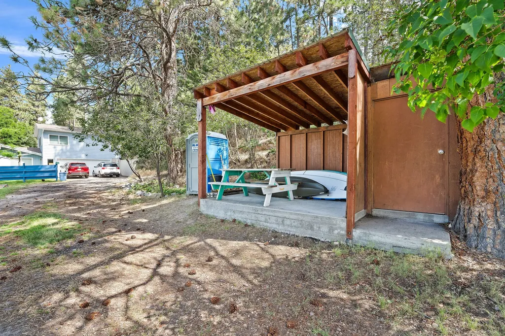 32498 Tarrs Lane Polson MT 59860