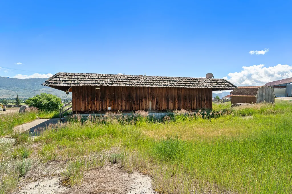 390 Holmes Avenue Butte MT 59701