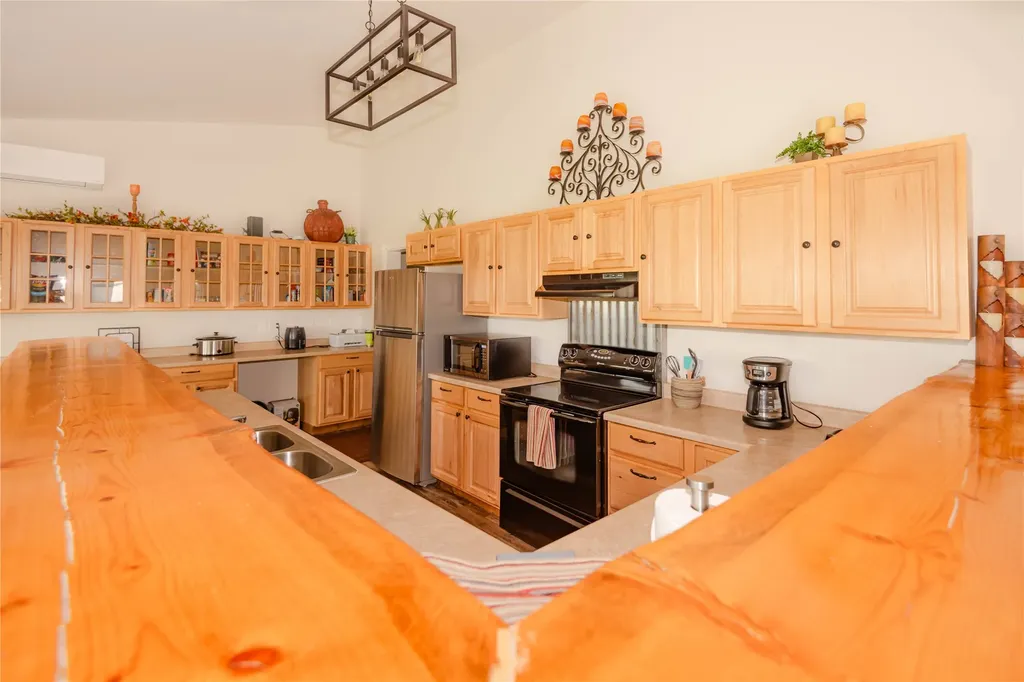 5 W Main Street White Sulphur Springs MT 59645