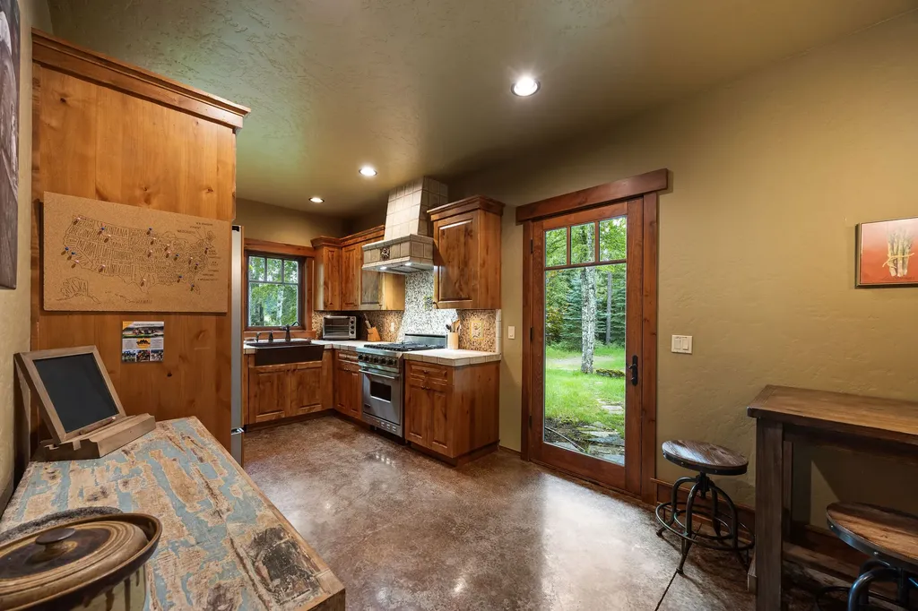 500 Wild Swan Trail Bigfork MT 59911